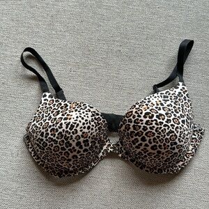 Victoria’s Secret plunge bra 34D leopard animal print